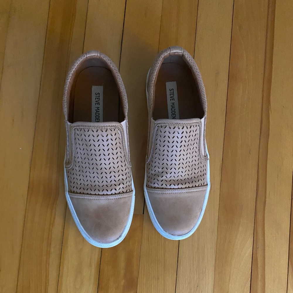 COPY - Steve Madden slip on shoes sneakers 8.5